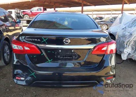 2017 Nissan Sentra S z USA, uszkodzony, nr VIN 3N1AB7AP5HY264614